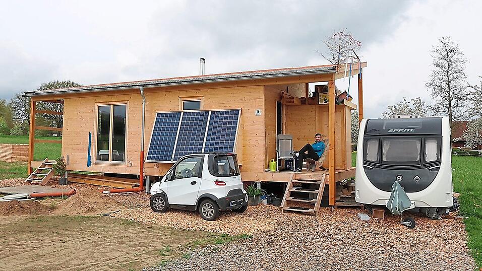 Angekommen: Thomas Weindich hat alles, was er braucht, aber nicht mehr. Letzteres ist ihm besonders wichtig. Angekommen: Thomas Weindich hat alles, was er braucht, aber nicht mehr. Letzteres ist ihm besonders wichtig.