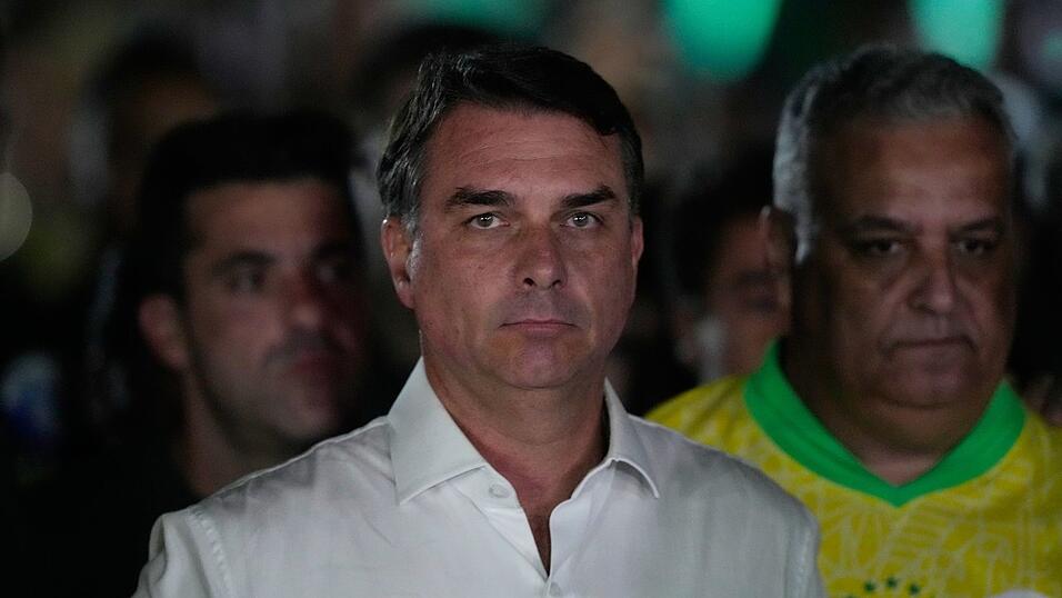 Flávio Bolsonaro hat die Präsidentenwahl verloren. Flávio Bolsonaro hat die Präsidentenwahl verloren.