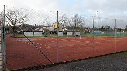 Der Tennisplatz in Furth.
