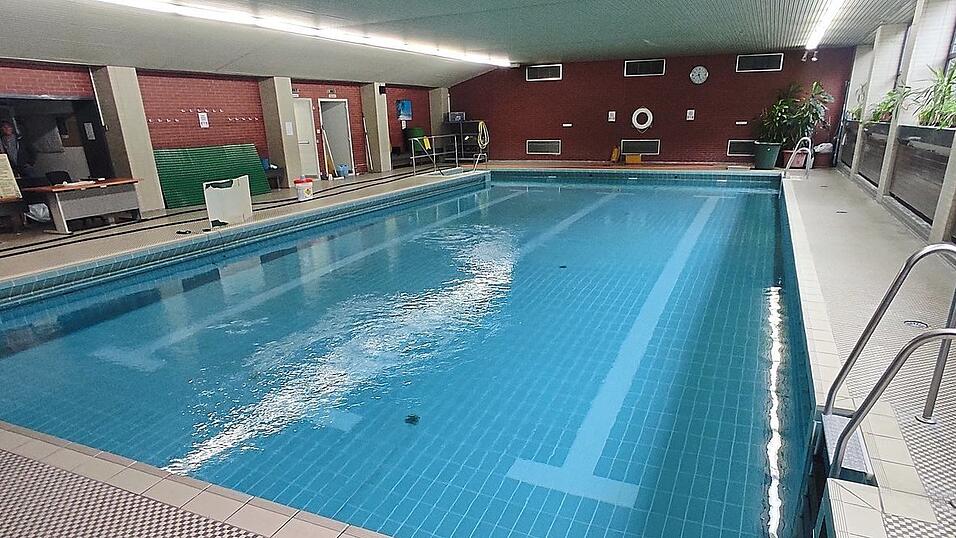 Aufgrund der Bauverz&ouml;gerungen am neuen Hallenbad &ouml;ffnet die Kleinschwimmhalle in Moosburg wieder.