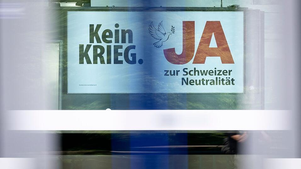 Die Friedenstaube auf den Plakaten hat Gegner auf die Palme gebracht (Archivbild) Die Friedenstaube auf den Plakaten hat Gegner auf die Palme gebracht (Archivbild)