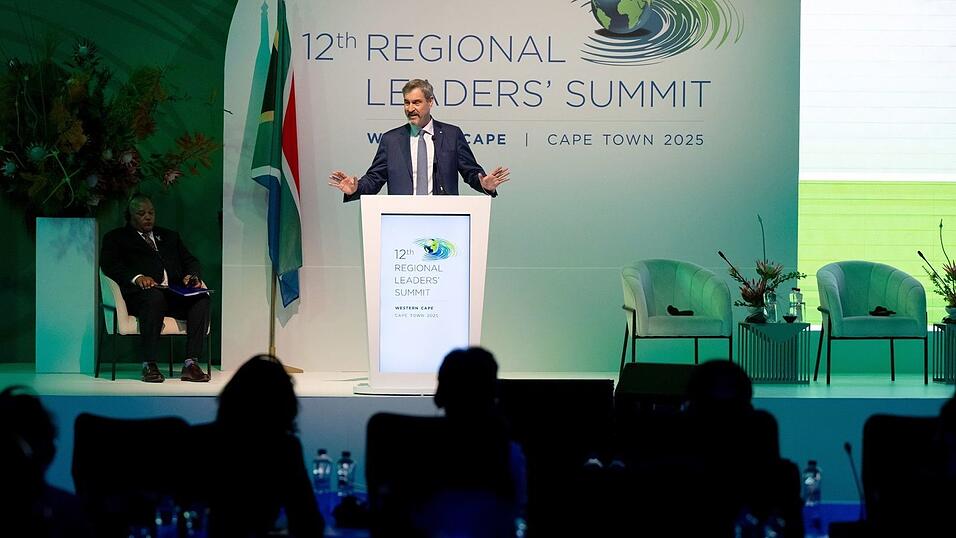 Markus Söder hält sich seit Sonntag in Südafrika auf. Teil des Programms: ein «Gipfel» mit seinen Partnerregionen. Markus Söder hält sich seit Sonntag in Südafrika auf. Teil des Programms: ein «Gipfel» mit seinen Partnerregionen.
