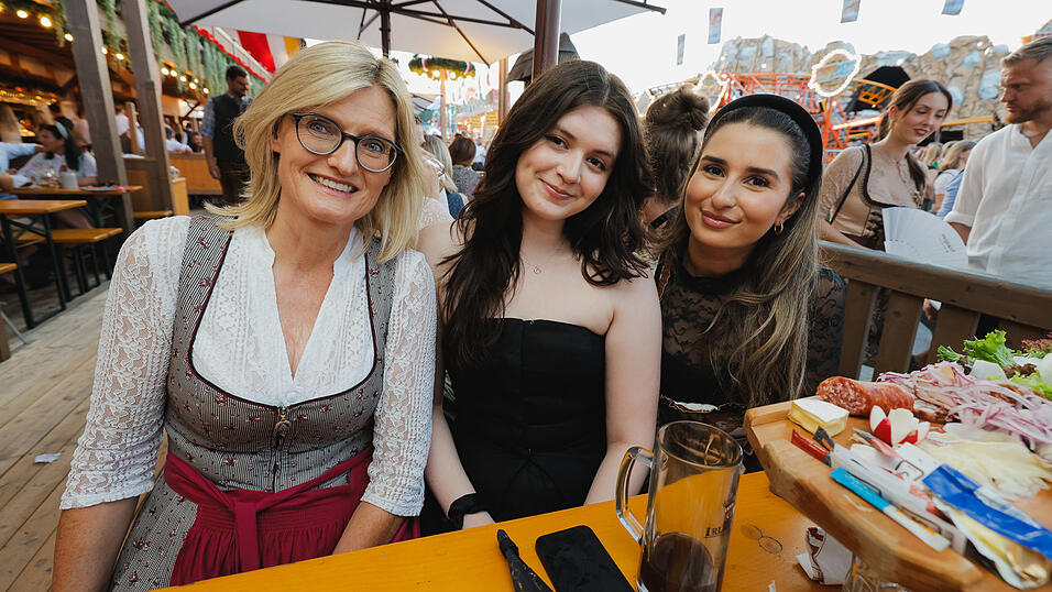 Die Partybilder vom Dienstag, 13. August, aus dem Festzelt Kr&ouml;nner.&nbsp;