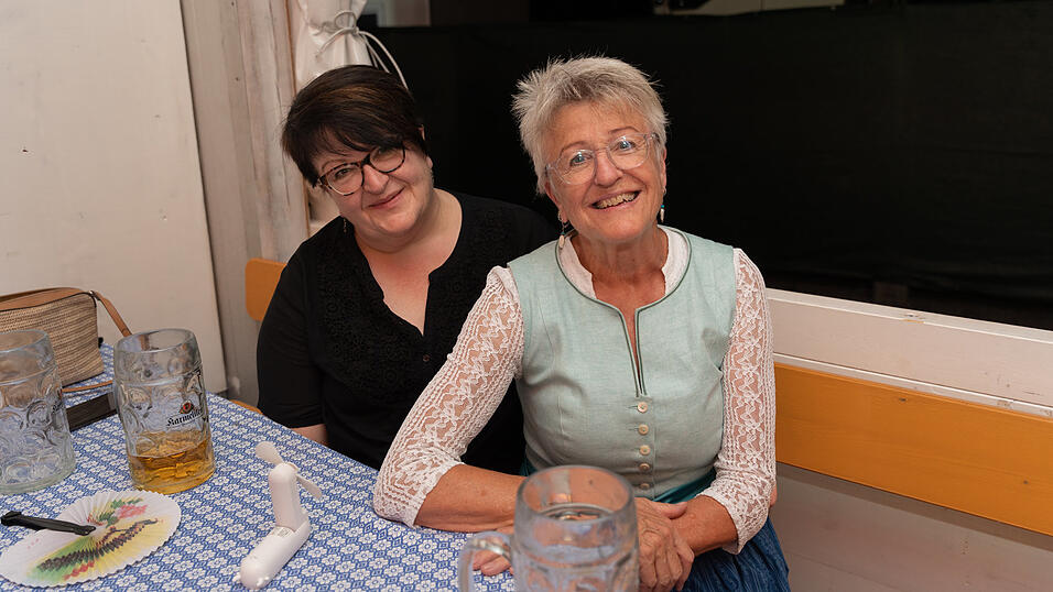 Die Partybilder vom Montag, 21. August 2023, aus dem Festzelt Greindl. Die Partybilder vom Montag, 21. August 2023, aus dem Festzelt Greindl.