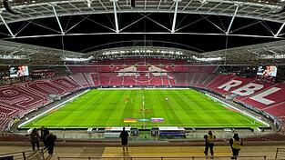 In Leipzig will die Nationalmannschaft die WM-Teilnahme perfekt machen. In Leipzig will die Nationalmannschaft die WM-Teilnahme perfekt machen.