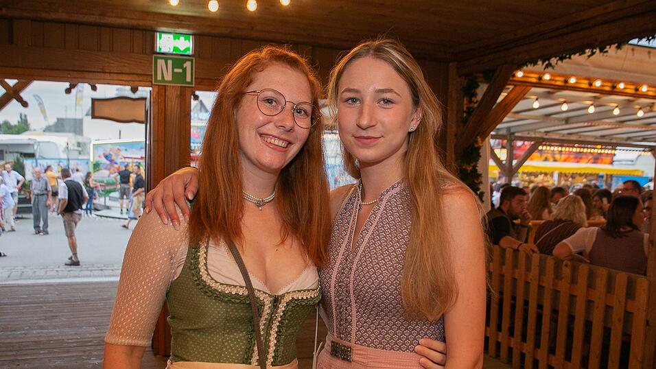 Die Partybilder von Donnerstag, 18. August 2022, aus dem Festzelt Nothaft.
