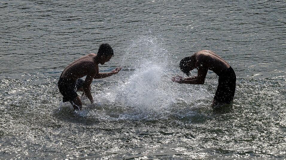 Es wird wieder sommerlich heiß im Freistaat. (Symbolbild) Es wird wieder sommerlich heiß im Freistaat. (Symbolbild)