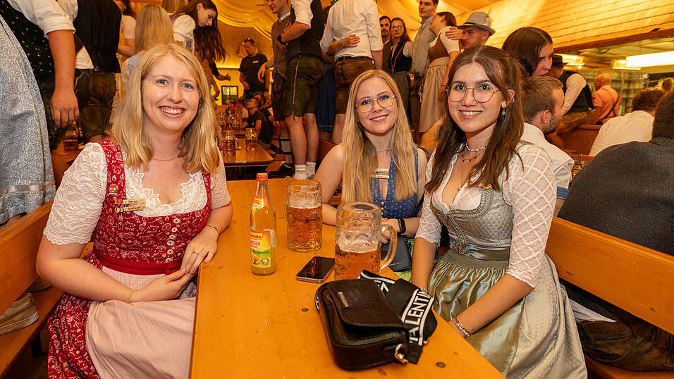 Die Partybilder vom Freitag, 9. August 2024, aus dem Festzelt Nothaft. Die Partybilder vom Freitag, 9. August 2024, aus dem Festzelt Nothaft.