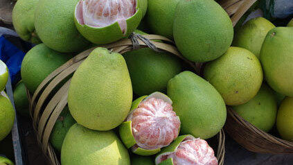 Imke und Andy fahren auf dem längsten Fluss Chinas, dem Jangtse. Imke und Andy fahren auf dem längsten Fluss Chinas, dem Jangtse.
