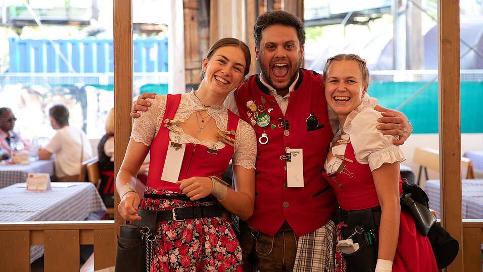 Die Partybilder vom Sonntag, 10. August, aus dem Festzelt Greindl. Die Partybilder vom Sonntag, 10. August, aus dem Festzelt Greindl.