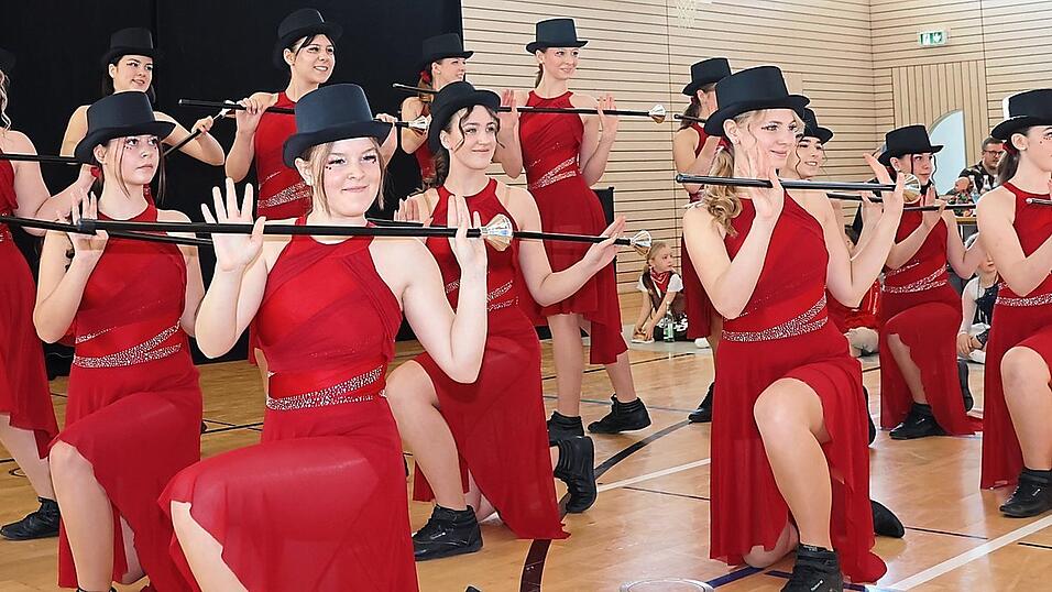 Die Fireflies aus Mauern entf&uuml;hrten in die Broadway Nights.