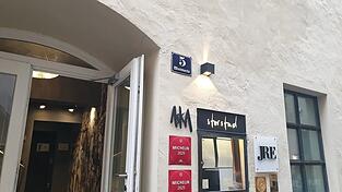 Anton Schmaus betreibt in Regensburg unter anderem das Sterne-Restaurant Storstad.