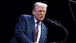 Donald Trump hat sein Bedauern über Israels Angriff in Katar ausgedrückt. (Archivbild)