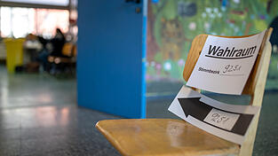 Vor der Wahl steht unsere Autorin vor vielen Fragen. Vor der Wahl steht unsere Autorin vor vielen Fragen.