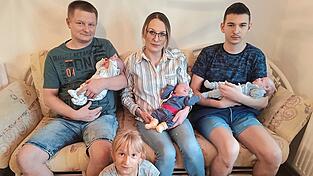 Daria und Michal haben nun fünf Kinder, nachdem ihre Drillinge zur Welt kamen.
