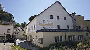 Das Gebäude vom Gasthof & Metzgerei Butz im Wörther Zentrum.