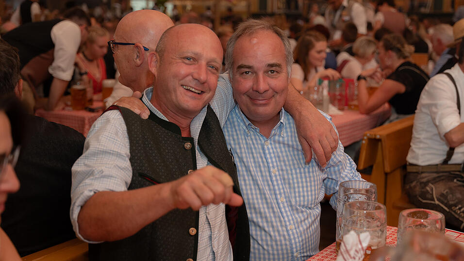 Die Partybilder vom Freitag, 11. August 2023, aus dem Festzelt Krönner. Die Partybilder vom Freitag, 11. August 2023, aus dem Festzelt Krönner.