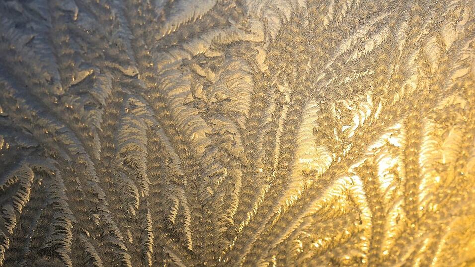 Es ist bereits frostig kalt in Deutschland. Es ist bereits frostig kalt in Deutschland.