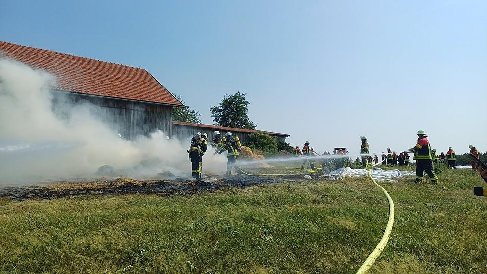 Die Feuerwehrleute hatten den Brand rasch unter Kontrolle.