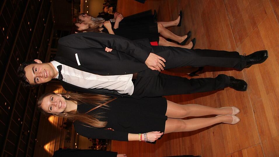 Die Bilder vom Abschlussball der Tanzschule Seidel in der Fraunhofer-Halle am 28. November. Die Bilder vom Abschlussball der Tanzschule Seidel in der Fraunhofer-Halle am 28. November.