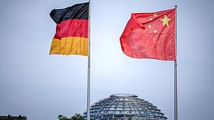 Billigprodukte fluten die Märkte, die Ausfuhr von Rohstoffen wird reglementiert: China ist ein schwieriger Handelspartner Deutschlands. (Symbolbild) Billigprodukte fluten die Märkte, die Ausfuhr von Rohstoffen wird reglementiert: China ist ein schwieriger Handelspartner Deutschlands. (Symbolbild)
