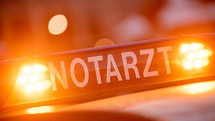 Bei einem Verkehrsunfall nach der Schule ist ein Neunjähriger tödlich verletzt worden. (Symbolbild) Bei einem Verkehrsunfall nach der Schule ist ein Neunjähriger tödlich verletzt worden. (Symbolbild)