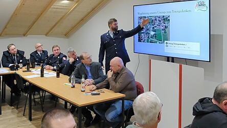 Christoph Hofmann stellte das Programm des Jubiläumsfestes detailliert vor.