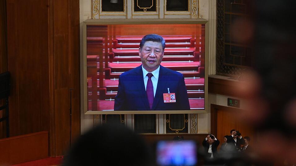 Chinas Staatschef Xi begr&uuml;&szlig;te die Abstimmungsergebnisse.