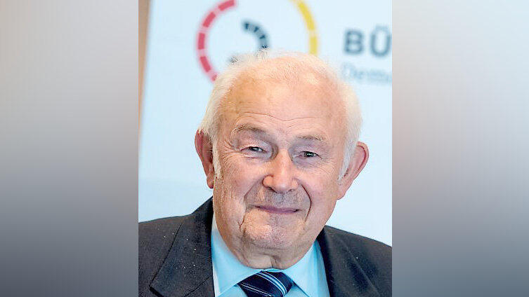 G&uuml;nther Beckstein