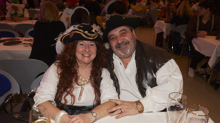 Die Narren waren bester Stimmung und hatten sich allesamt kreative Kostüme ausgesucht. Die Narren waren bester Stimmung und hatten sich allesamt kreative Kostüme ausgesucht.