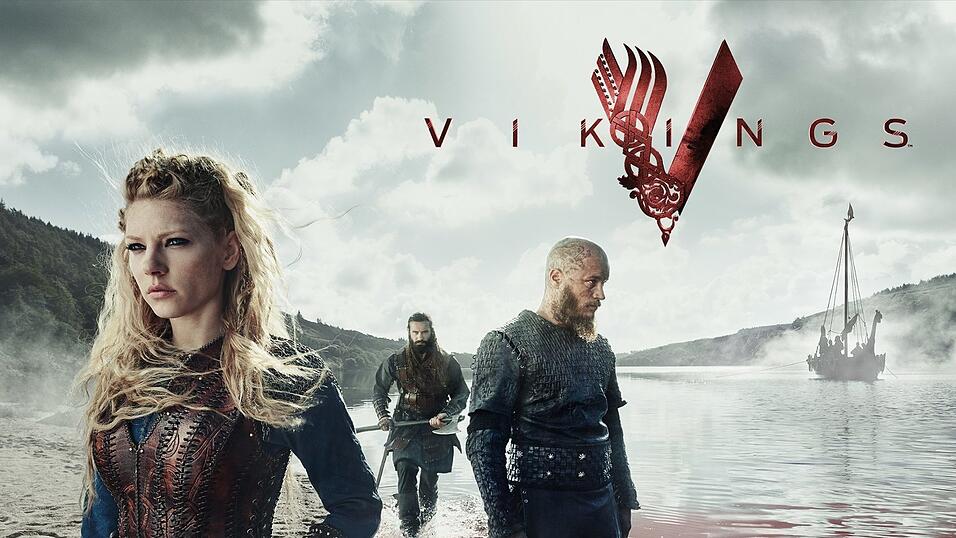 Ragnar Lothbrok (rechts) schafft es zusammen mit seiner Frau Lagertha (links) vom gewöhnlichen Bauern zum Herrscher über die Nordländer. Um ihn und seine Familiengeschichte geht es in der Serie 'Vikings'. Ragnar Lothbrok (rechts) schafft es zusammen mit seiner Frau Lagertha (links) vom gewöhnlichen Bauern zum Herrscher über die Nordländer. Um ihn und seine Familiengeschichte geht es in der Serie 'Vikings'.