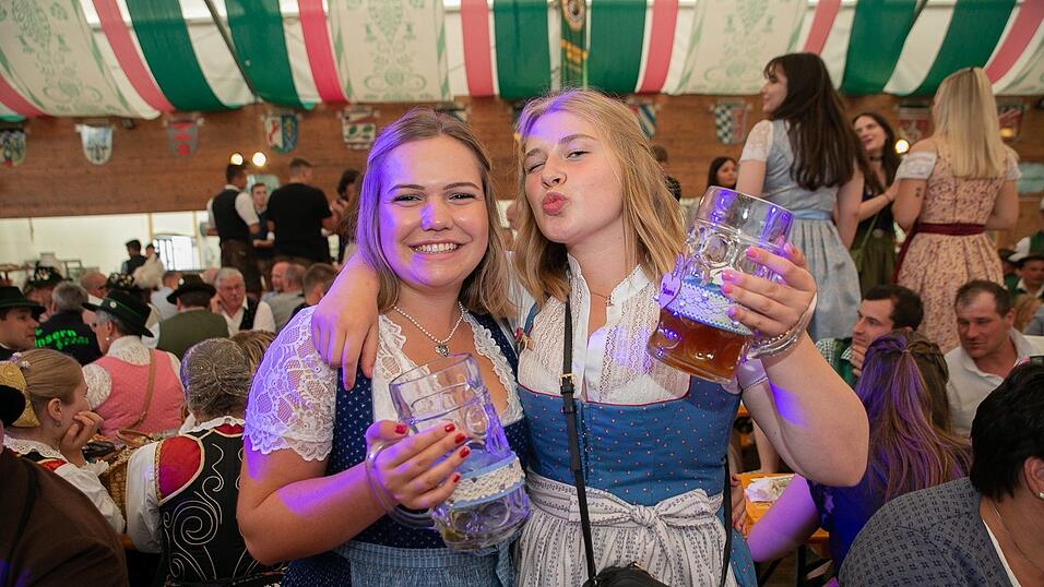 Die Partybilder vom Freitag, 12. August 2022, aus dem Festzelt Weckmann.