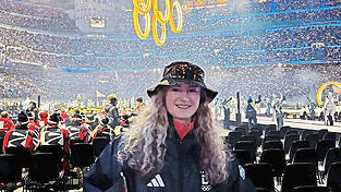 F&uuml;r Eishockey-Torh&uuml;terin Chiara Schultes war die Er&ouml;ffnungsfeier im Mail&auml;nder San-Siro-Stadion der H&ouml;hepunkt.