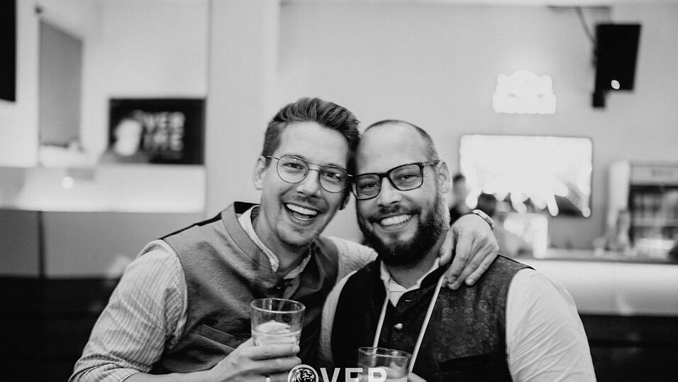 Auch am zweiten Volksfestfreitag schauten viele G&auml;ste im Overtime vorbei.