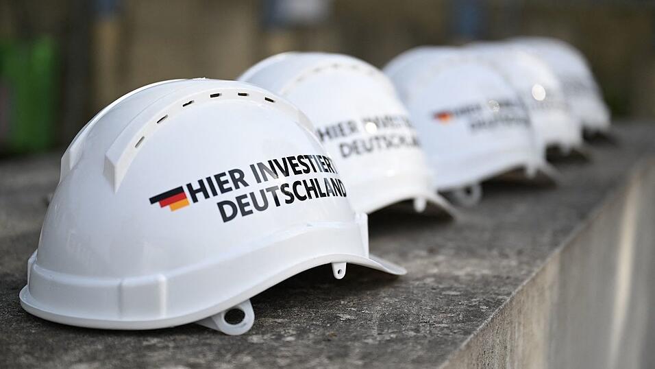 Das Finanzministerium macht Werbung fürs Sondervermögen. (Archivbild) Das Finanzministerium macht Werbung fürs Sondervermögen. (Archivbild)
