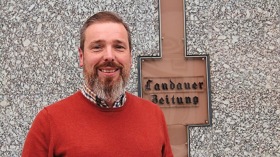 Kreisarchäologe Dr. Florian Eibl Kreisarchäologe Dr. Florian Eibl