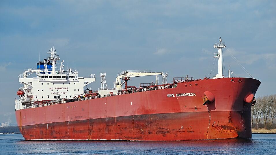 Auf dem Tanker 'Nave Andromeda' schlichen sich ungebetene G&auml;ste ein.