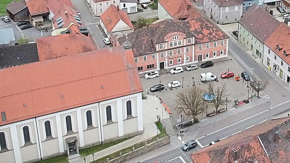 Für den Rötzer Marktplatz und was daraus werden soll, braucht es dringend neue Ideen.