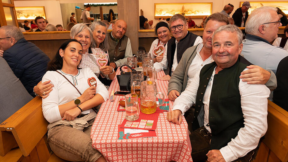 Die Partybilder vom Montag, 19. August, aus dem Festzelt Kr&ouml;nner.