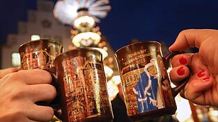 Glühwein am Christkindlmarkt: Für viele gehört das einfach zum Advent