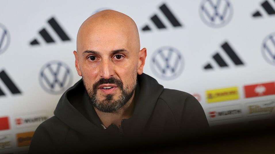 U21-Nationaltrainer Antonio Di Salvo setzt große Stücke auf Tom Bischof.