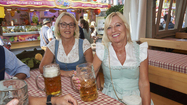 Die Partybilder vom Montag, 17. August, aus dem Festzelt Lechner. Die Partybilder vom Montag, 17. August, aus dem Festzelt Lechner.