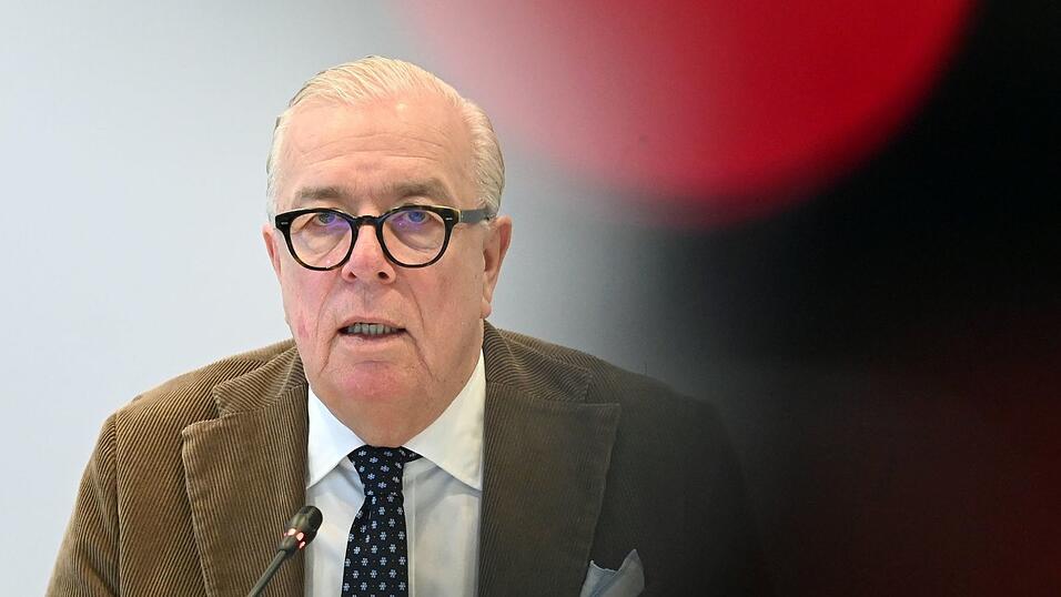 Ärztepräsident Klaus Reinhardt will einen Stopp für Gewalt im Gesundheitswesen. Ärztepräsident Klaus Reinhardt will einen Stopp für Gewalt im Gesundheitswesen.