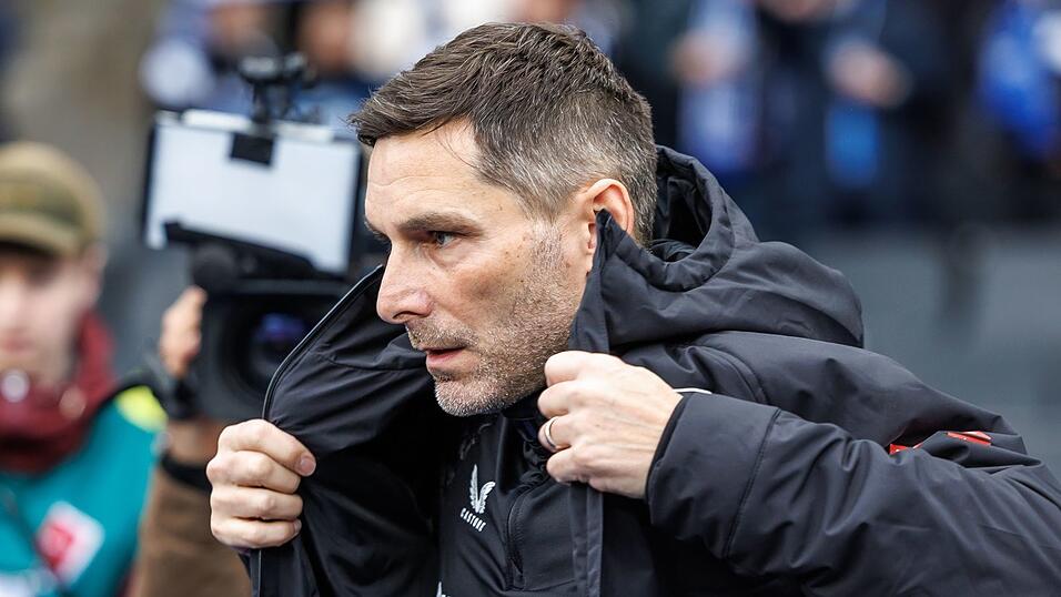 Hertha-Trainer Stefan Leitl trifft auf seinen Ex-Club. (Archivbild) Hertha-Trainer Stefan Leitl trifft auf seinen Ex-Club. (Archivbild)