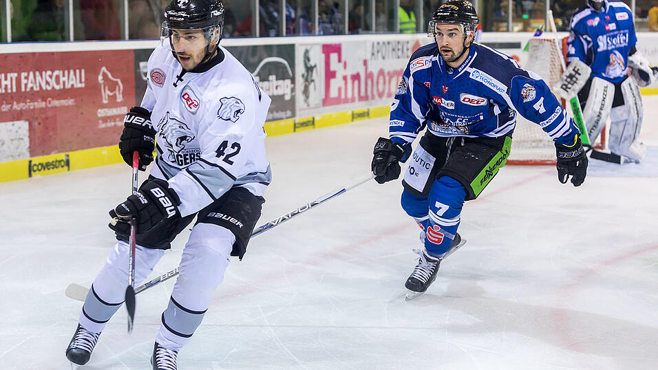 Die Straubing Tigers hatten die Thomas Sabo Ice Tigers N&uuml;rnberg zu Gast.