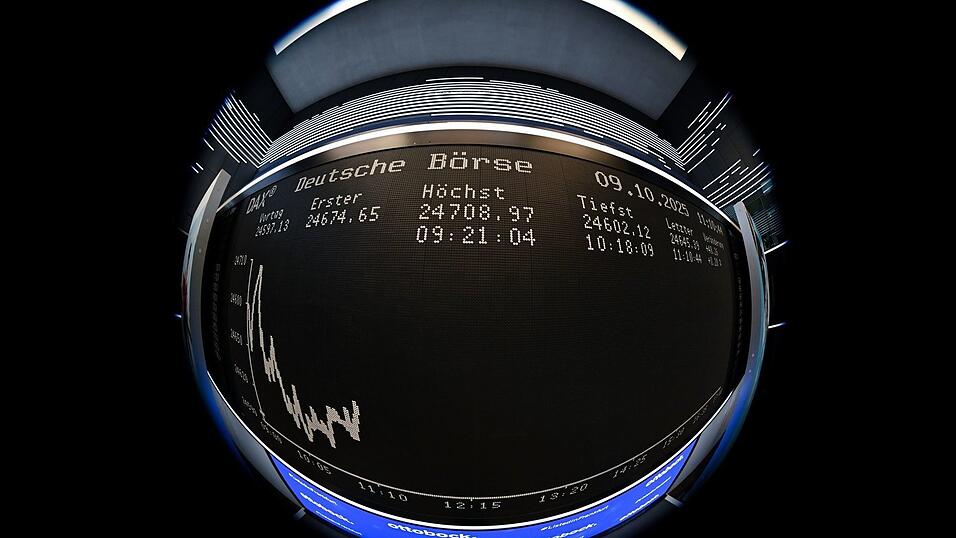 Die Konzerne in Dax und MDax zahlen erneut Milliarden an ihre Anteilseigner - die Summe ist aber voraussichtlich kleiner als ein Jahr zuvor. (Symbolbild)