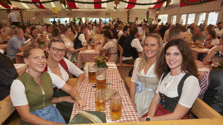 Die Partybilder vom Sonntag, 14. August 2022, aus dem Festzelt Lechner.