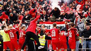 Essener Jubel nach dem Siegtreffer in der Nachspielzeit in Ulm am vergangenen Samstag. (Archivbild)