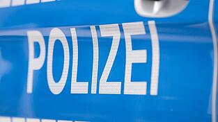 Die Polizei sucht nach Zeugen. (Symbolbild)