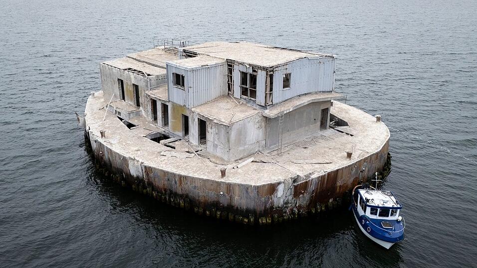 Die Insel 'Ostervilm' im Greifswalder Bodden ist in Hamburg versteigert worden.